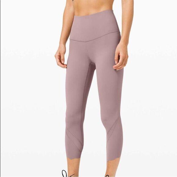 Lululemon Wunder Under Crop High-Rise Roll Down Scallop Full -On Luxtreme 23” - Picture 1 of 10